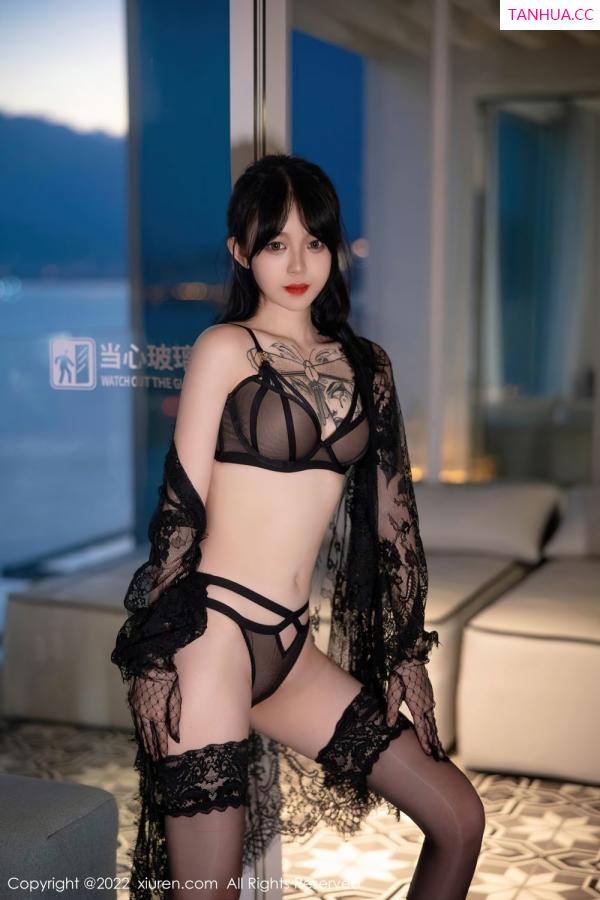 小奶瓶呜呜  [XiuRen]高清写真图 2022.08.25 No.5491 奶瓶第18张图片